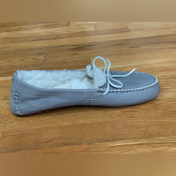 UGG Slippers Gray Size 10 - Picture 5 of 12